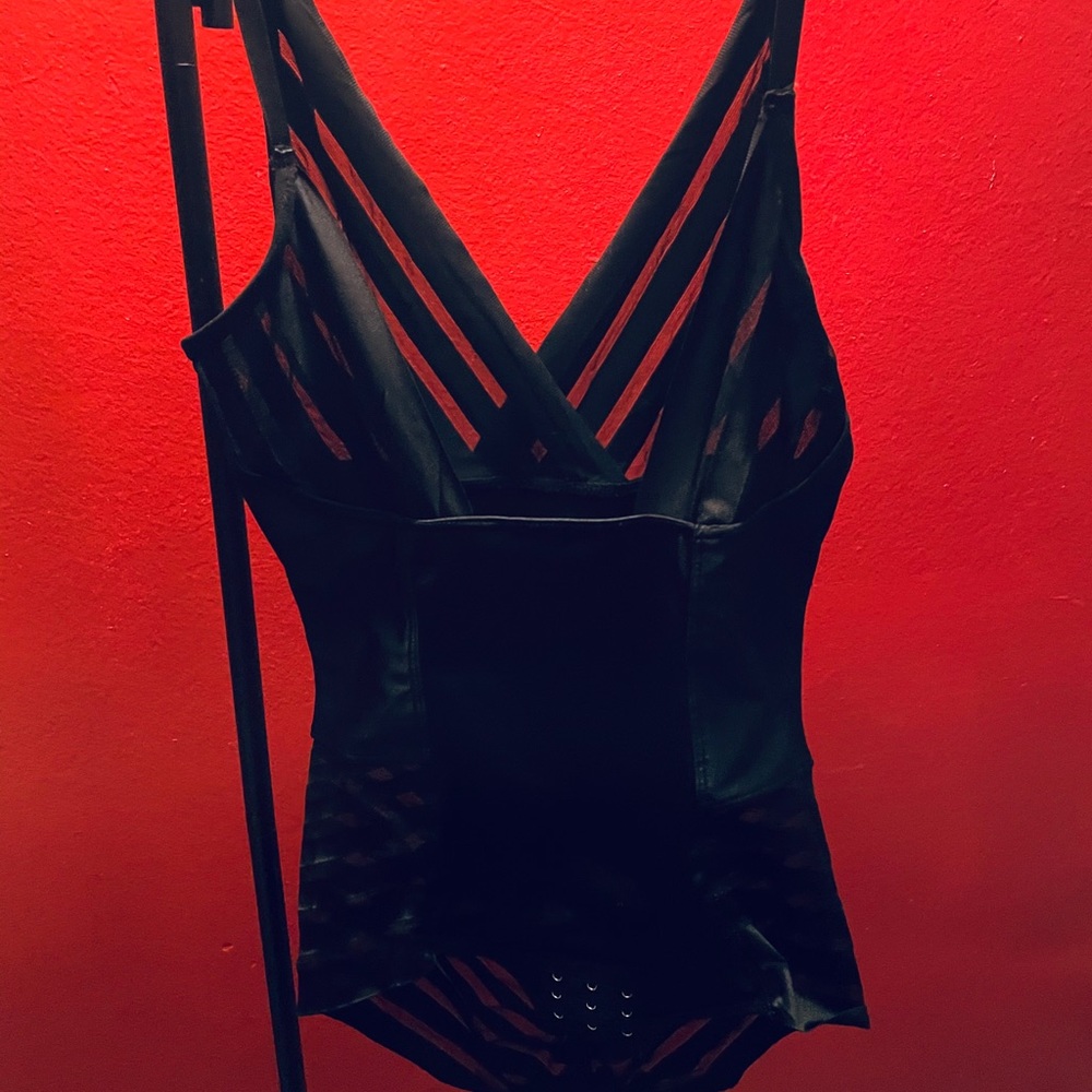 Intimate Shapewear - image 3